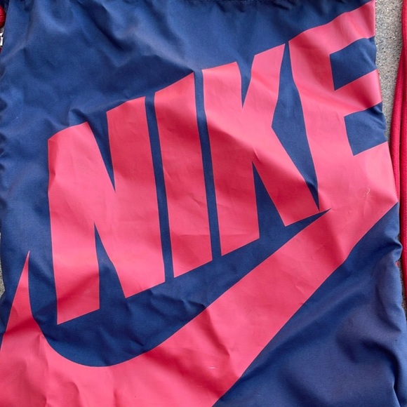 Nike Futura Sneakerbag - Picture 2 of 2